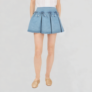 Plain bow-decorated pleated skirt