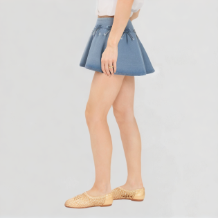 Plain bow-decorated pleated skirt