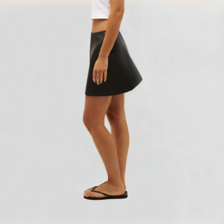 Sexy high-quality women's leather skirt