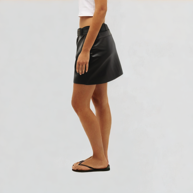 asymmetrical pencil leather skirt fashion style