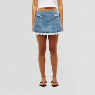 Skirt with lace decoration and bow