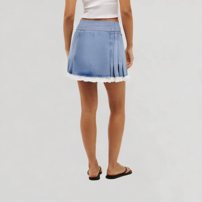 Skirt with lace decoration and bow