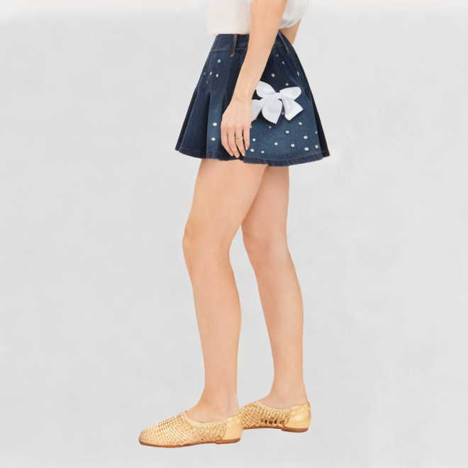 Pearl embellished mini skirt bow skirt