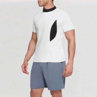 Black and white rabbit ear pattern printed T-shirt