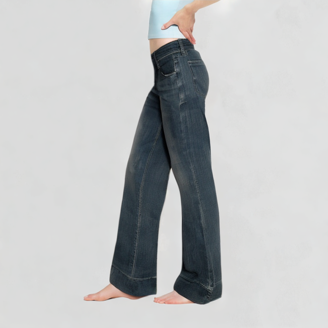 Retro High-Waisted Flared Jeans