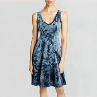 V-neck button decoration pocket natural waistline dress