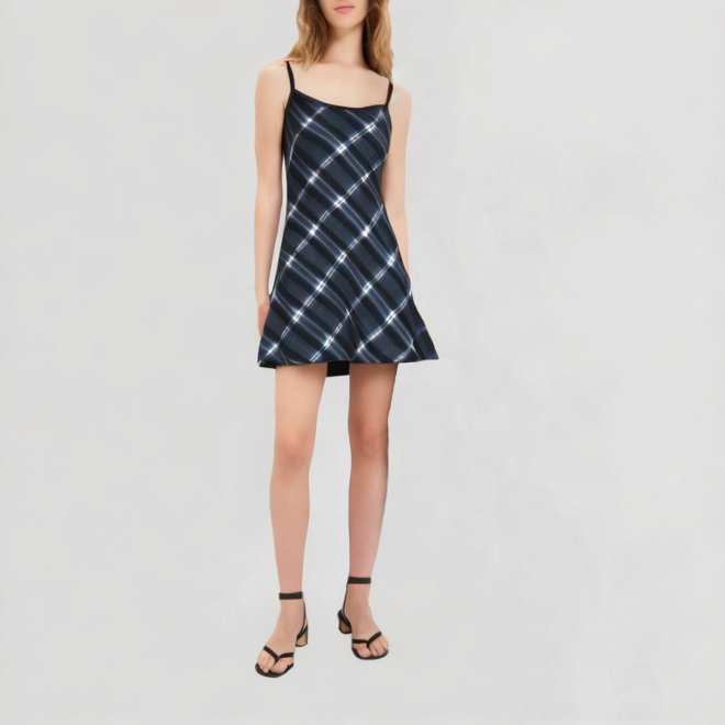 Backless flared casual dress