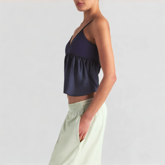Fashionable splicing knitted camisole