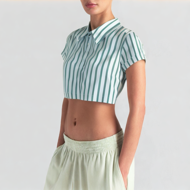 Chic and fashionable striped poplin short top