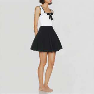 Elegant two-piece sleeveless butterfly skirt suit